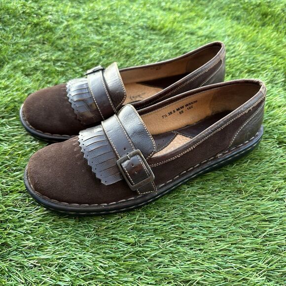 Born‎ Loafers Womens Size 7.5 Suede Leather Kilt Buckle Brown Grandmacore - Picture 2 of 7